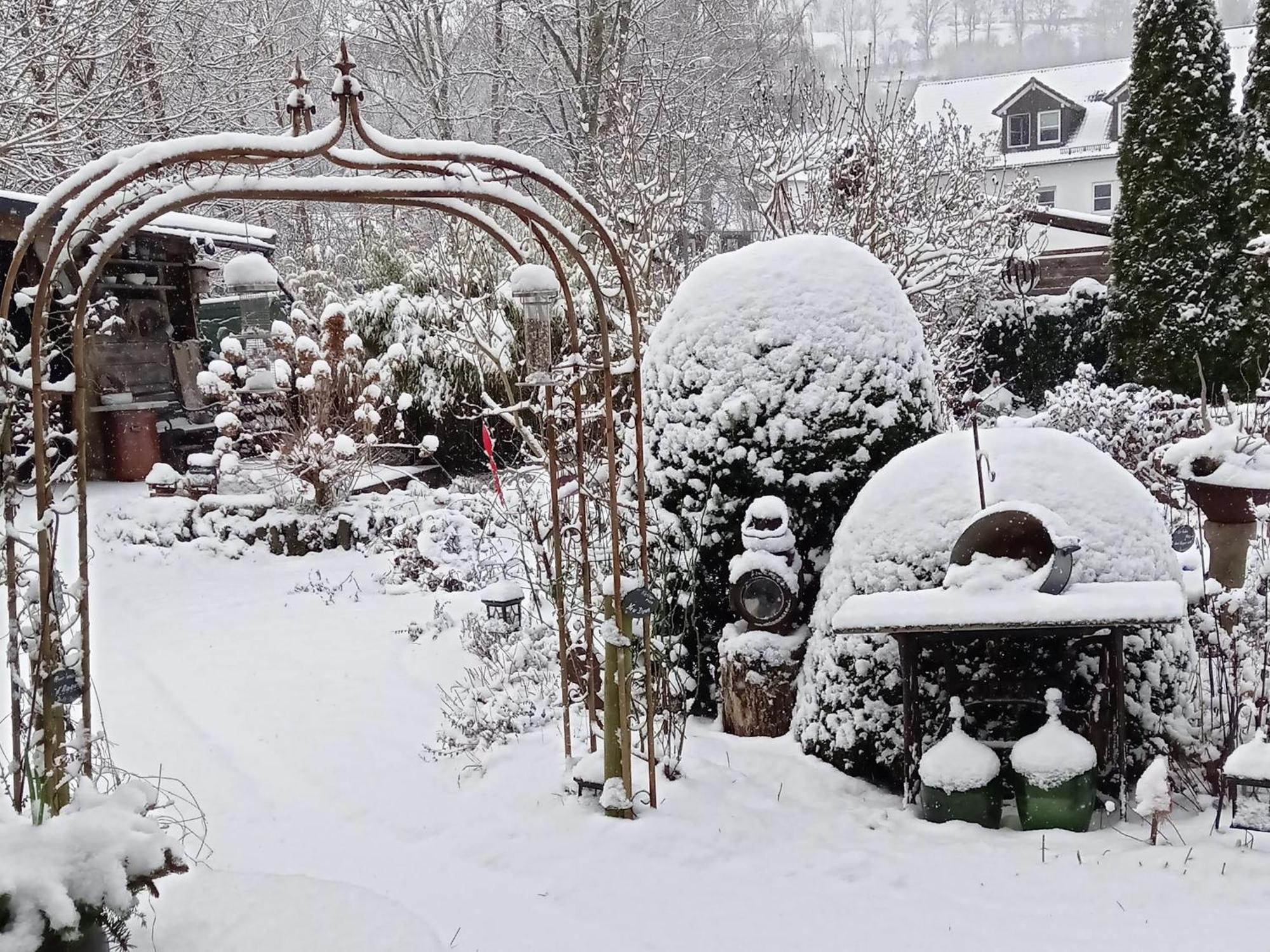 Ferienwohnung Sauerland Burgfenster Lennestadt Exterior foto